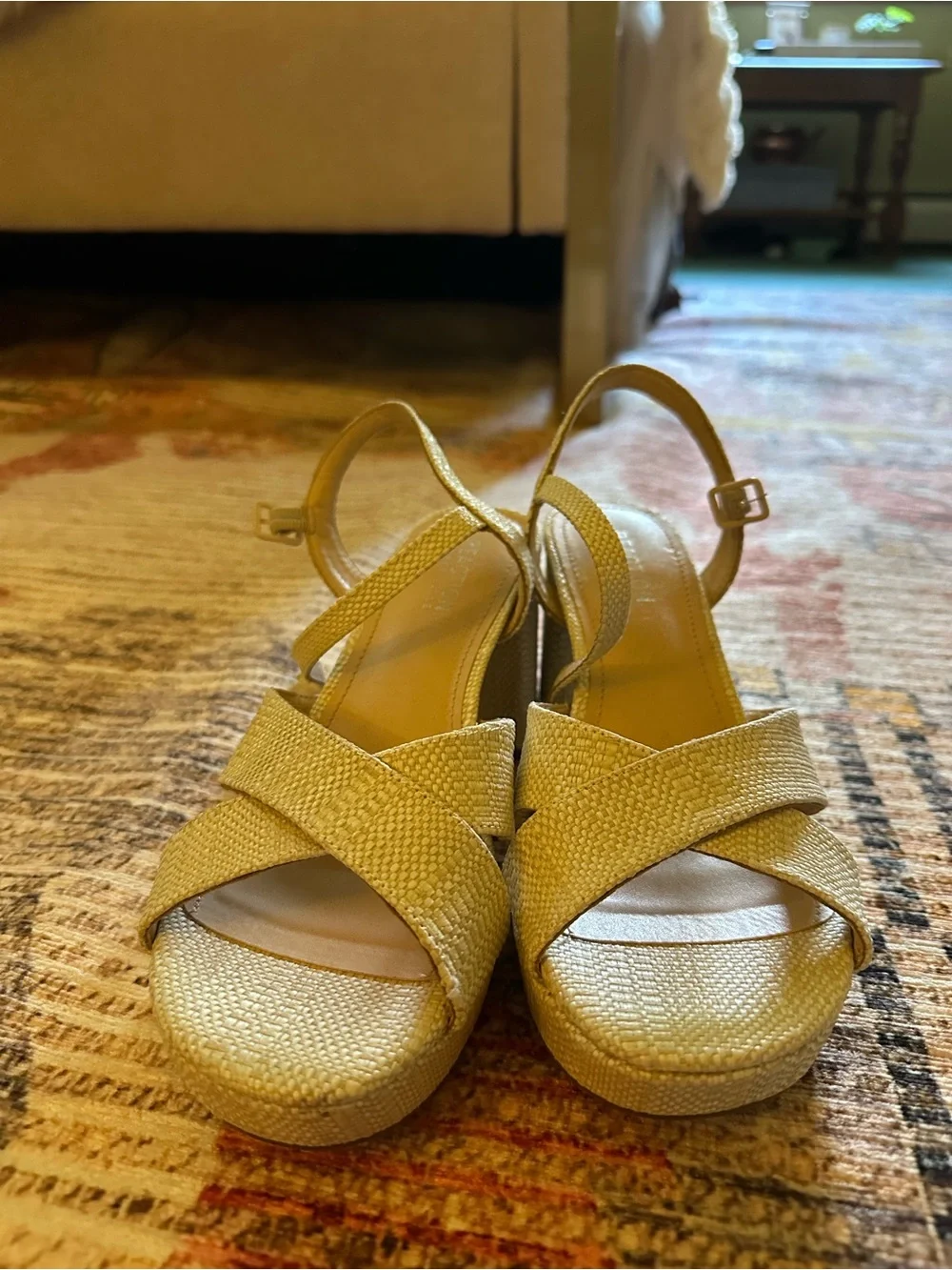 Kenneth Cole Reaction Ivory Woven Block Heel Sandals
